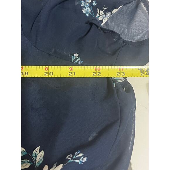 Maurice’s Navy Blue Floral Faux Wrap Dress With Ruffle- Womens Size 1 EUC - Picture 4 of 7